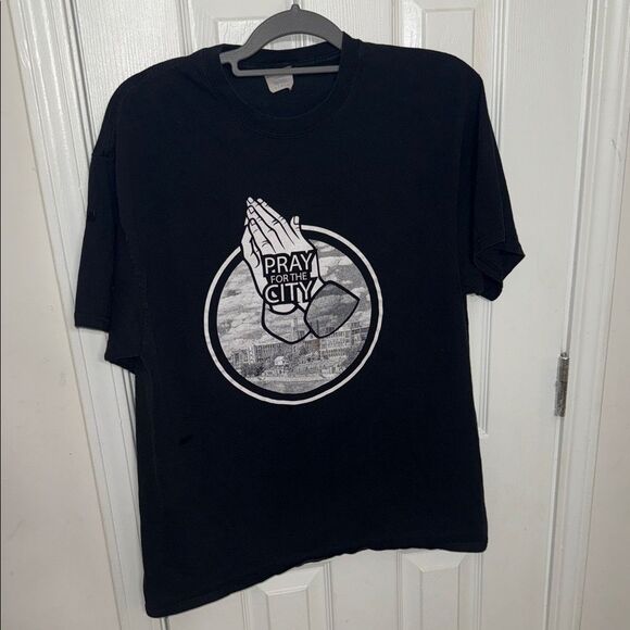 Black Graphic T-Shirt - Picture 1 of 4
